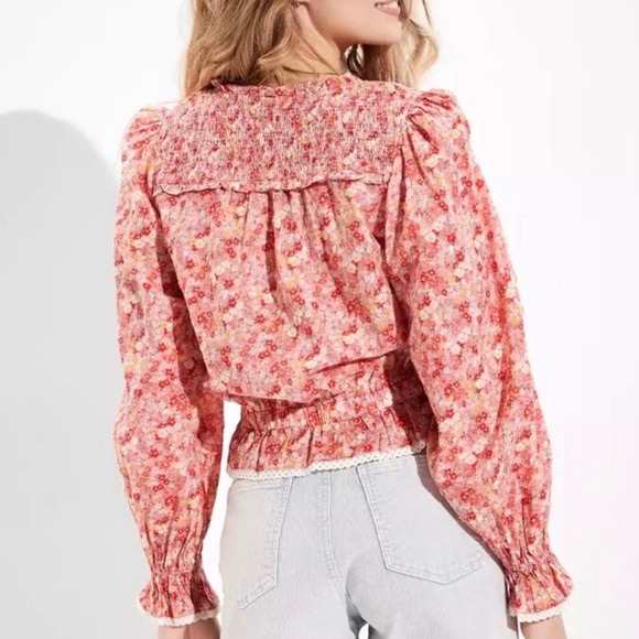 American Eagle floral top Women’s Size:‎ M NWOT - Picture 2 of 6